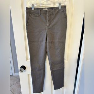 Market & Spruce size 4 grey pants